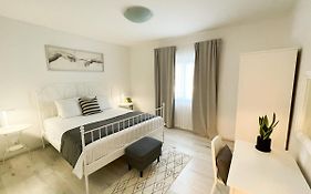 Stylish City View Apartment * Bellela *